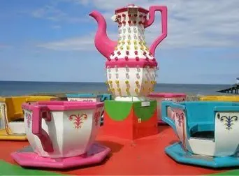 Tea Cups ride